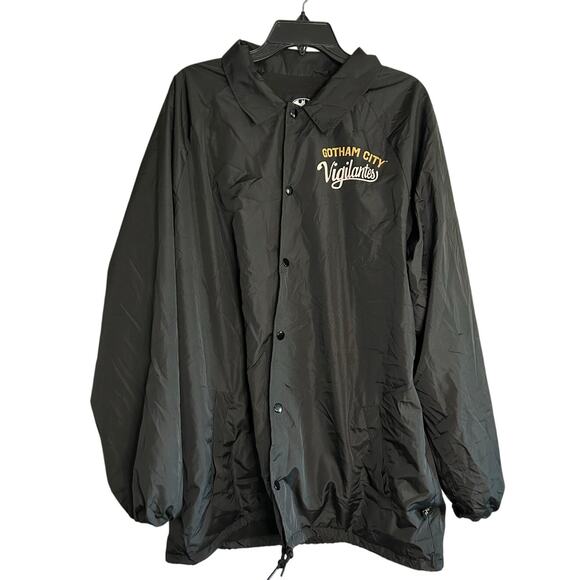 HEROES & VILLAINS BATMAN NWT $108 Gotham City Vigilantes Jacket Size XL - Picture 3 of 7